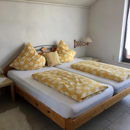Blindert Apartment Мехерних Екстериор снимка