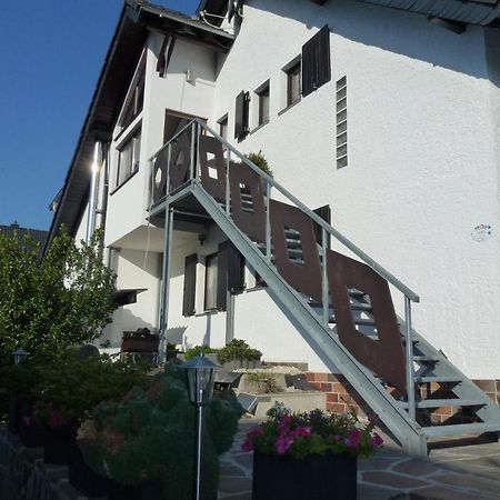 Blindert Apartment Мехерних Екстериор снимка