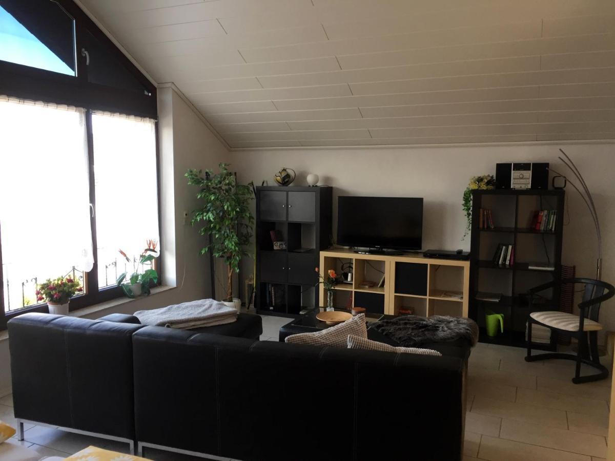Blindert Apartment Мехерних Екстериор снимка