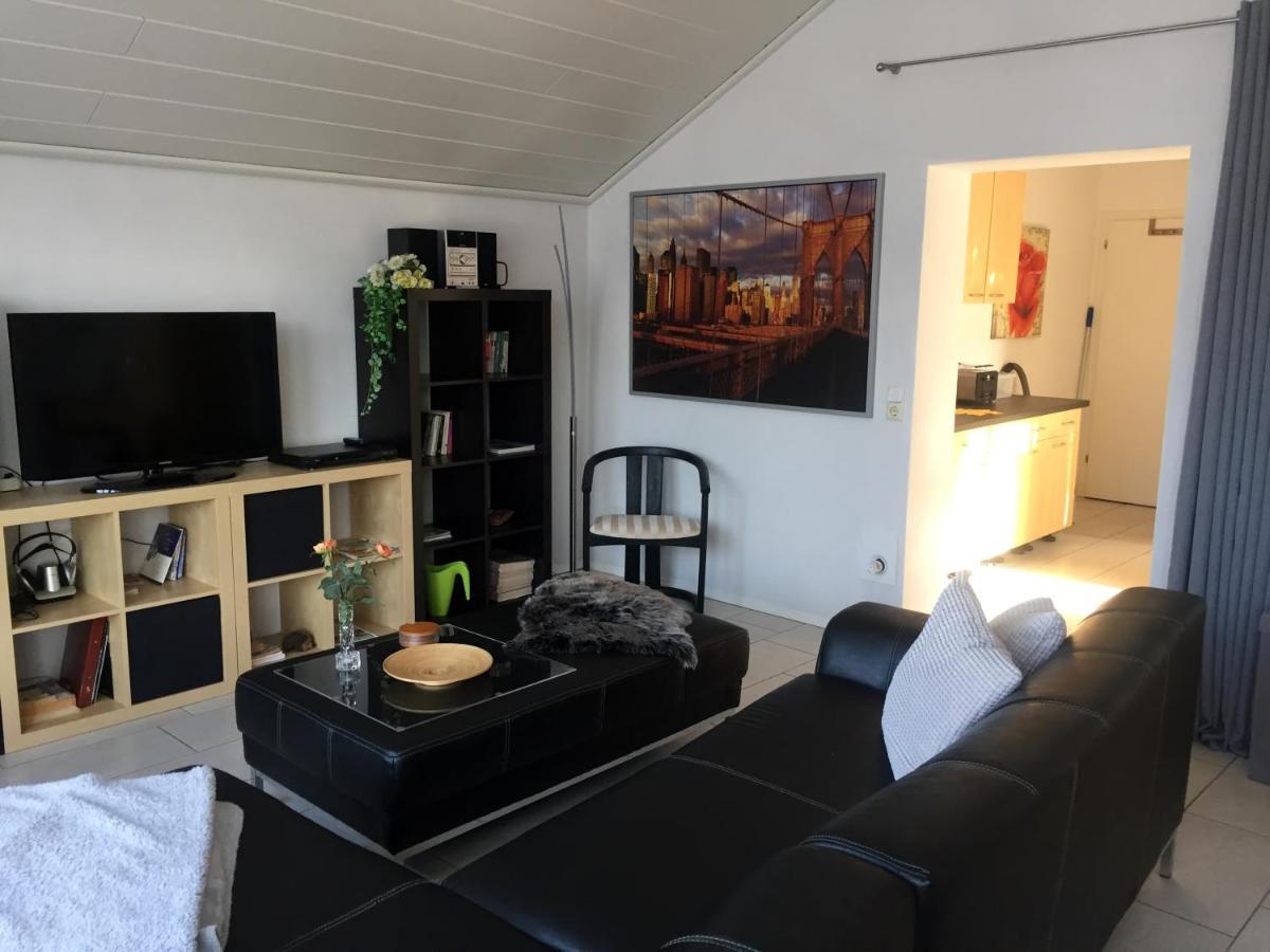 Blindert Apartment Мехерних Екстериор снимка